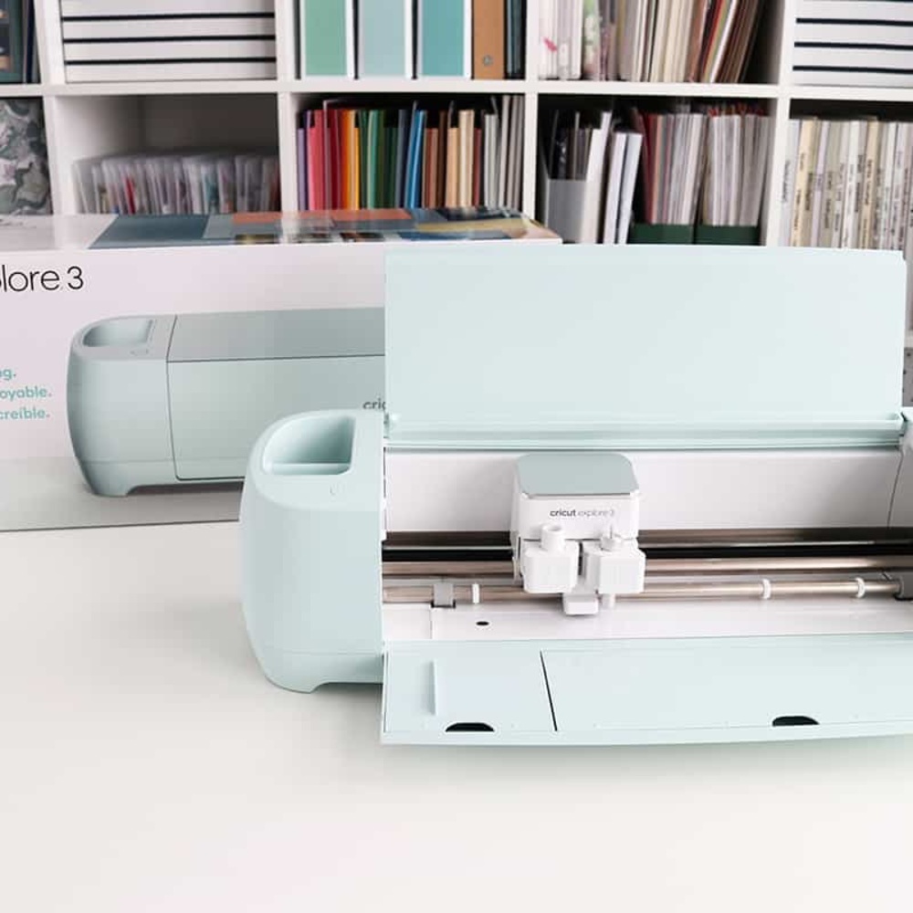 Cricut Explore 3 Cutting Machine - mint